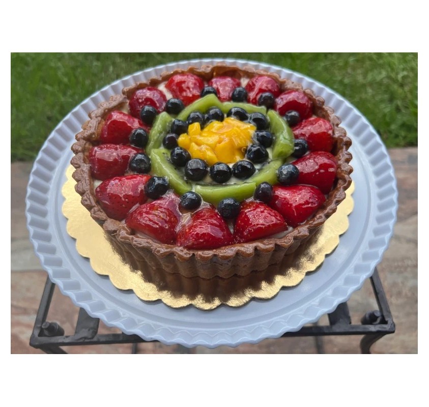 Fresh Fruit Tart with Seasonal Berries